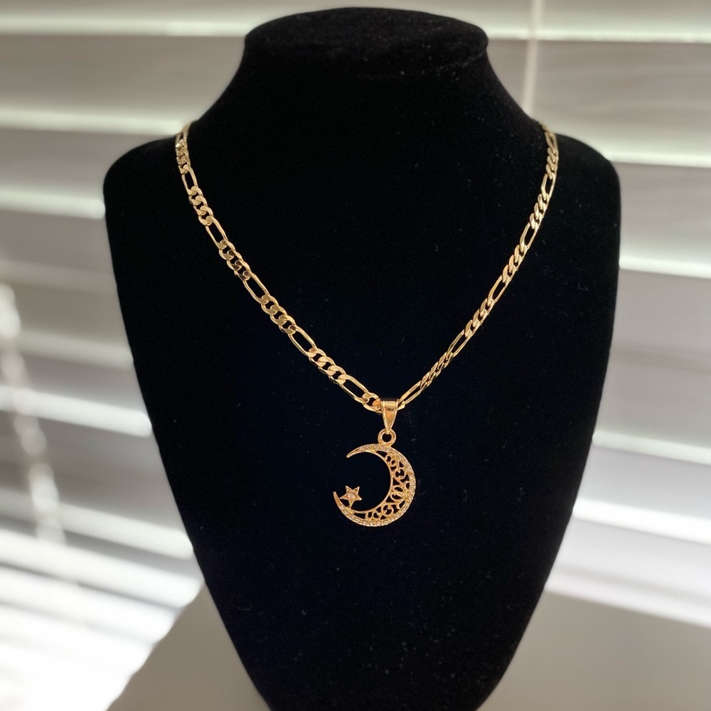 Gold Plated moon Pendant On Figaro 24” Chain.